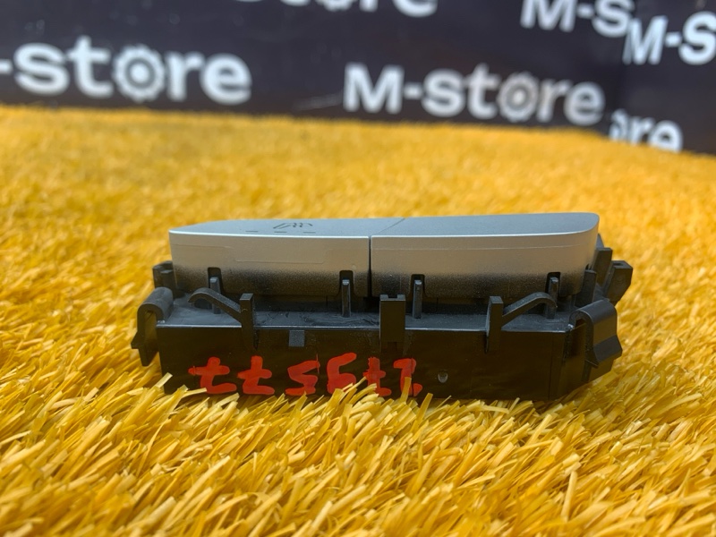 Кнопка подогрева сидений, 800 рублей, Красноярск