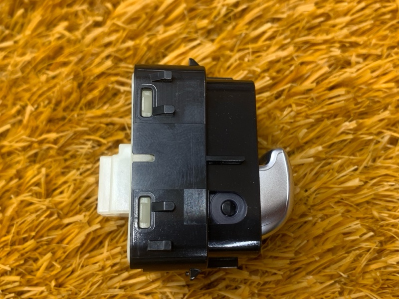 кнопка стеклоподъемника, 800 рублей, Красноярск