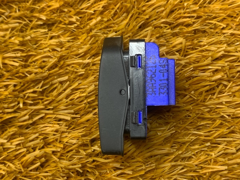 Кнопка центрального замка, 300 рублей, Красноярск