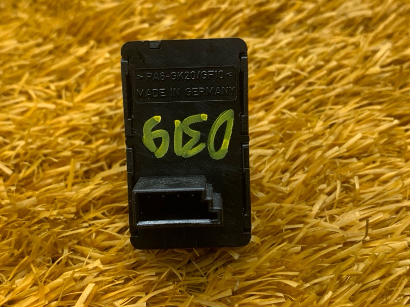 кнопка стеклоподъемника, 300 рублей, Красноярск