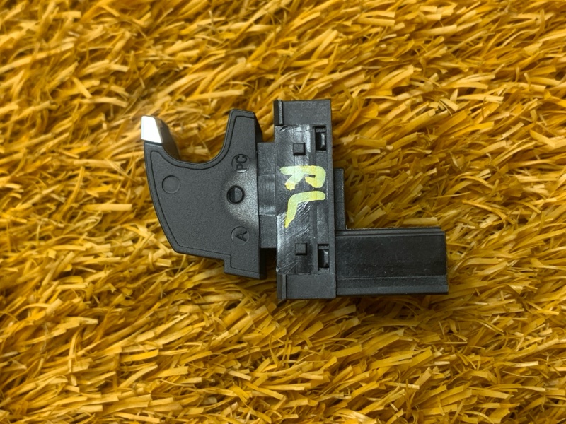 кнопка стеклоподъемника, 500 рублей, Красноярск