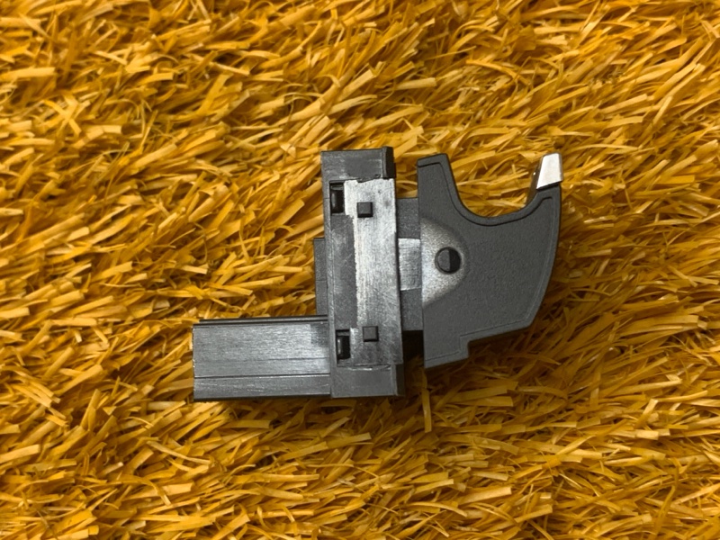 кнопка стеклоподъемника, 500 рублей, Красноярск