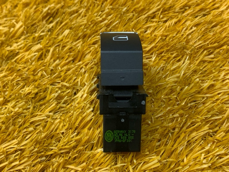 кнопка стеклоподъемника, 500 рублей, Красноярск