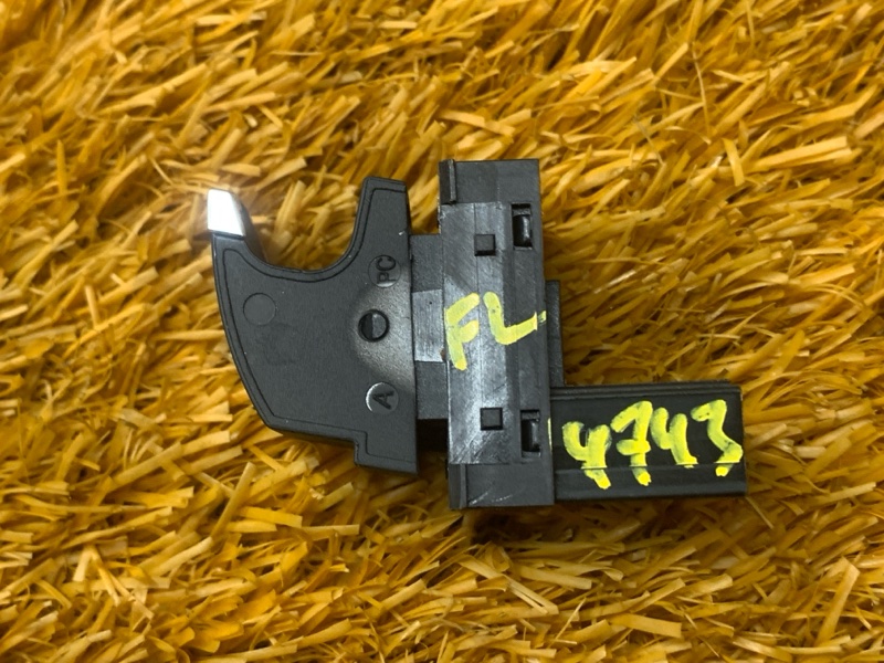 кнопка стеклоподъемника, 500 рублей, Красноярск