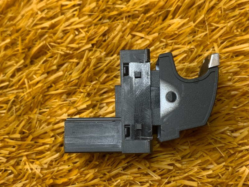 кнопка стеклоподъемника, 500 рублей, Красноярск