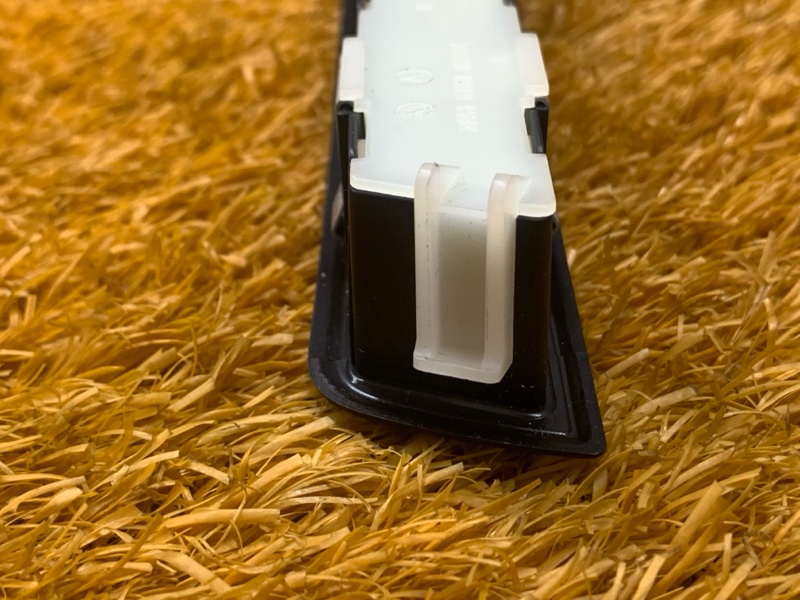 кнопка памяти сидений, 1500 рублей, Красноярск