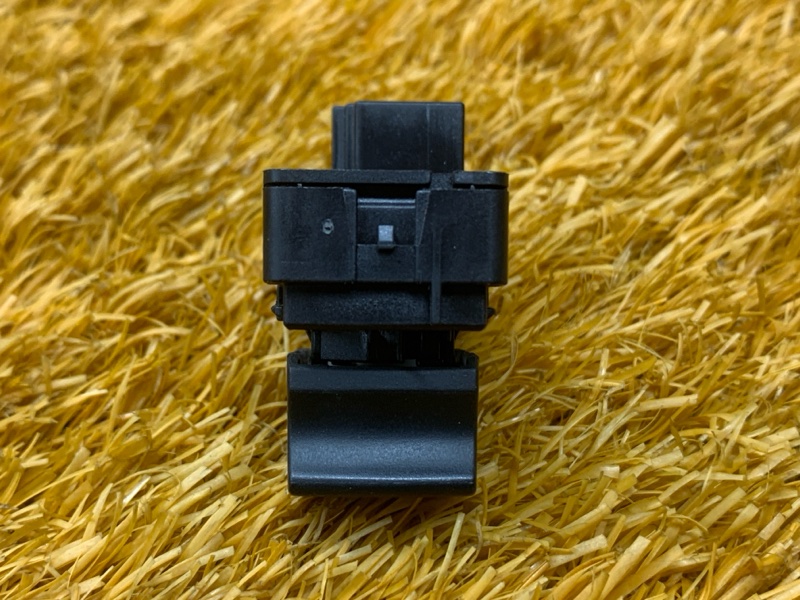 кнопка стеклоподъемника, 300 рублей, Красноярск