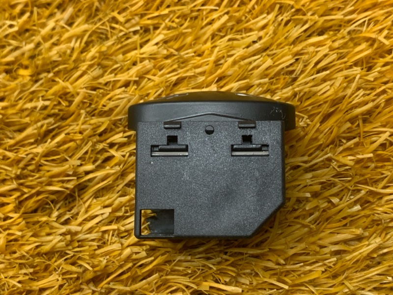 Кнопка центрального замка, 200 рублей, Красноярск