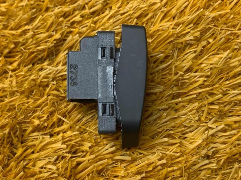 Кнопка центрального замка, 300 рублей, Красноярск