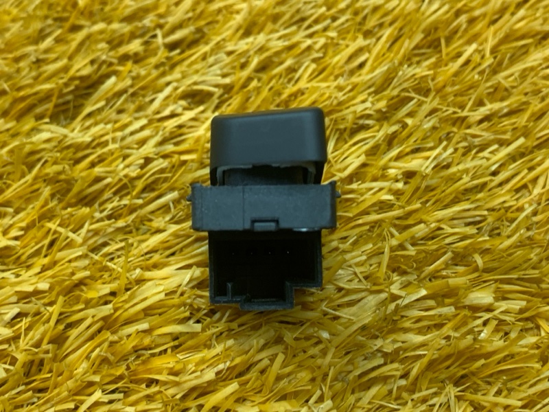 Кнопка центрального замка, 300 рублей, Красноярск