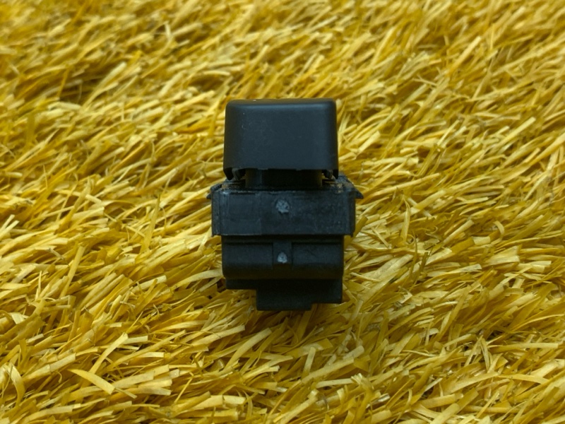 Кнопка центрального замка, 300 рублей, Красноярск