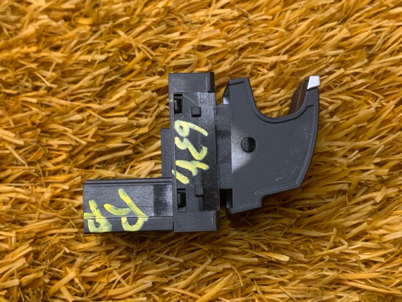 кнопка стеклоподъемника, 300 рублей, Красноярск