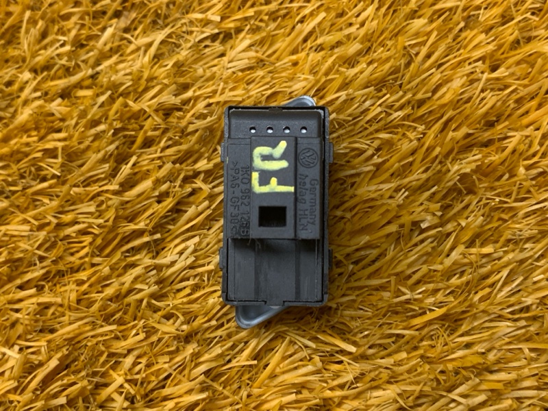 Кнопка центрального замка, 300 рублей, Красноярск