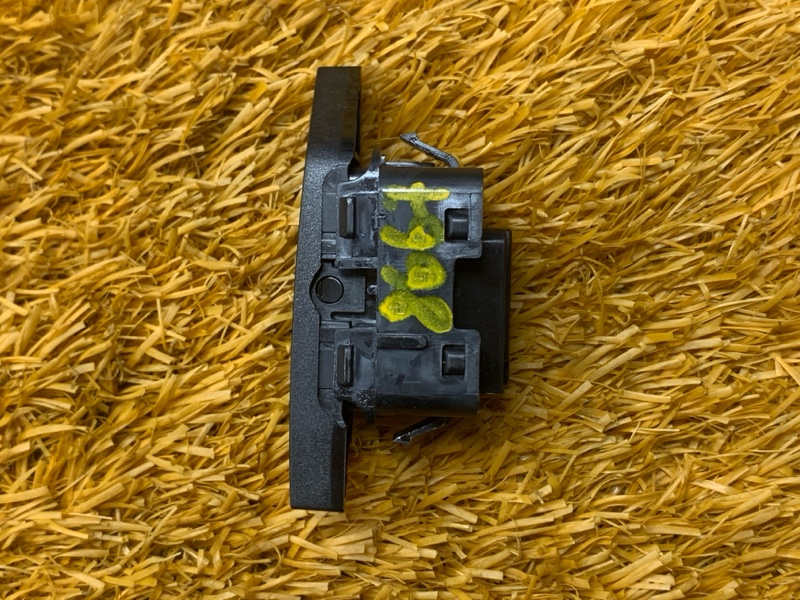 Кнопка центрального замка, 1400 рублей, Красноярск