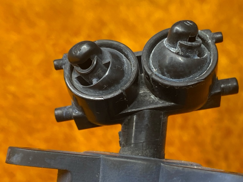 Форсунка омывателя фары, 1000 рублей, Красноярск