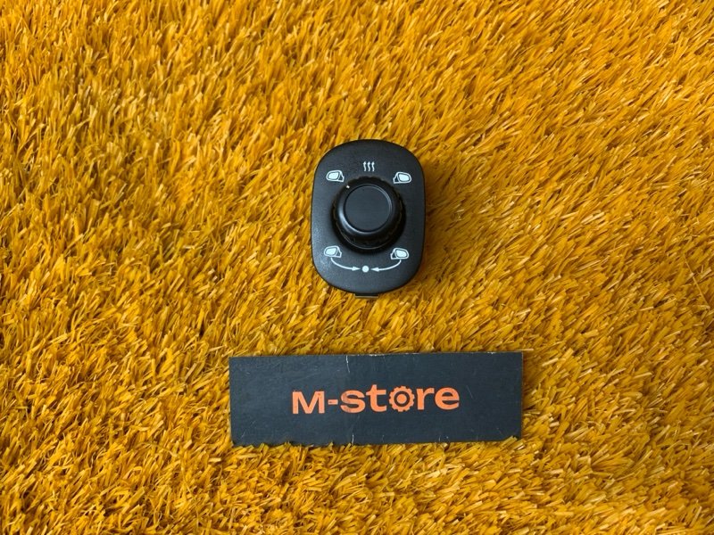 Кнопка регулировки зеркал, 500 рублей, Красноярск