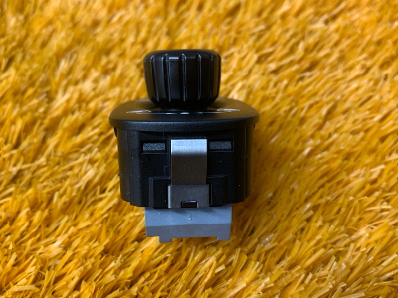 Кнопка регулировки зеркал, 500 рублей, Красноярск