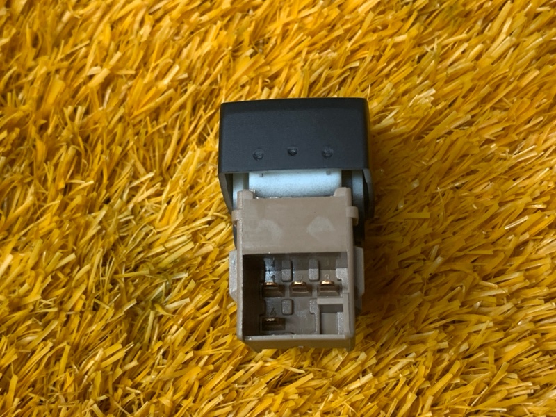 кнопка стеклоподъемника, 300 рублей, Красноярск