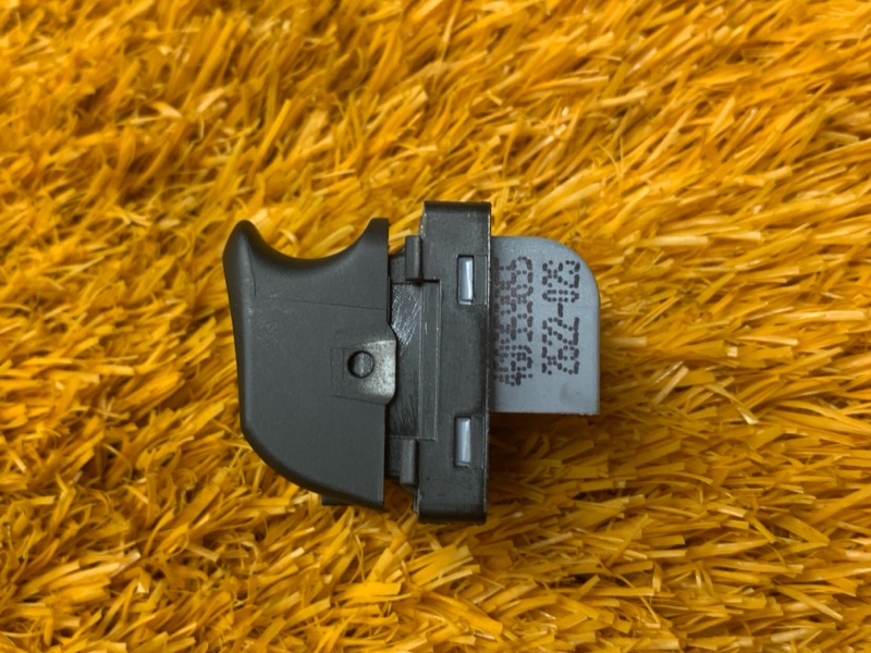 кнопка стеклоподъемника, 300 рублей, Красноярск