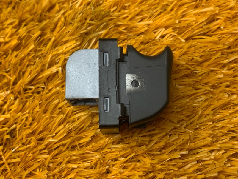 кнопка стеклоподъемника, 300 рублей, Красноярск