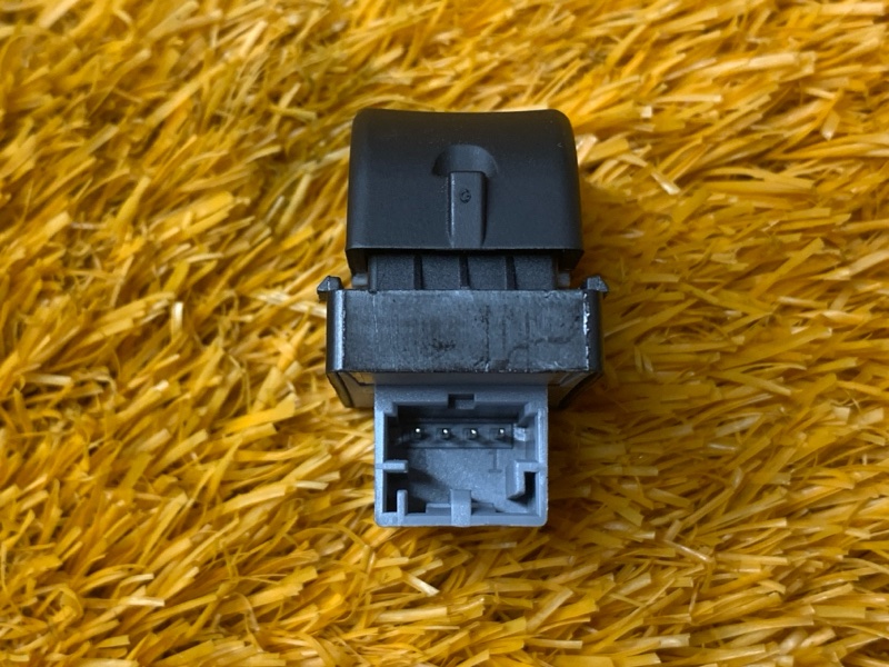 кнопка стеклоподъемника, 300 рублей, Красноярск