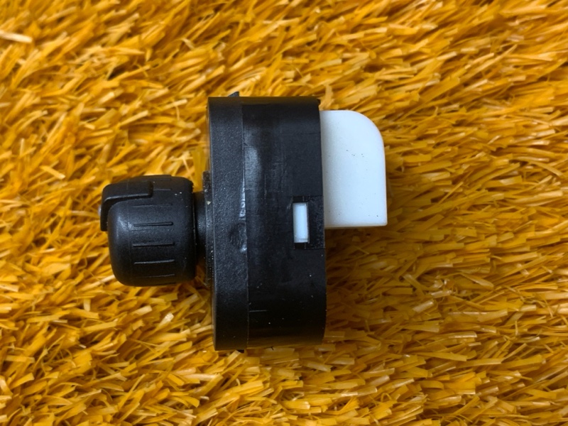 Кнопка регулировки зеркал, 700 рублей, Красноярск