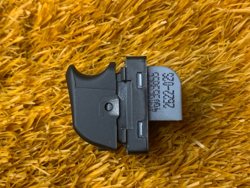 кнопка стеклоподъемника, 300 рублей, Красноярск