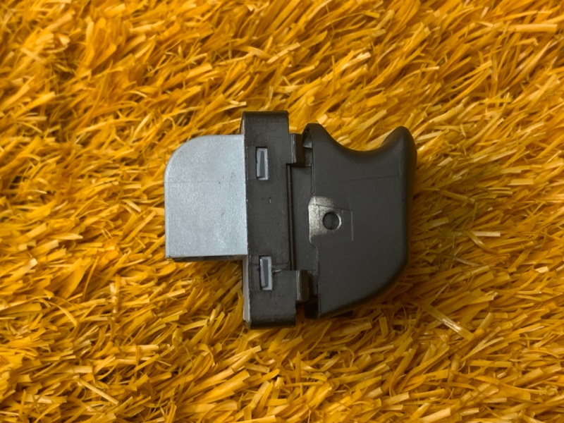 кнопка стеклоподъемника, 300 рублей, Красноярск