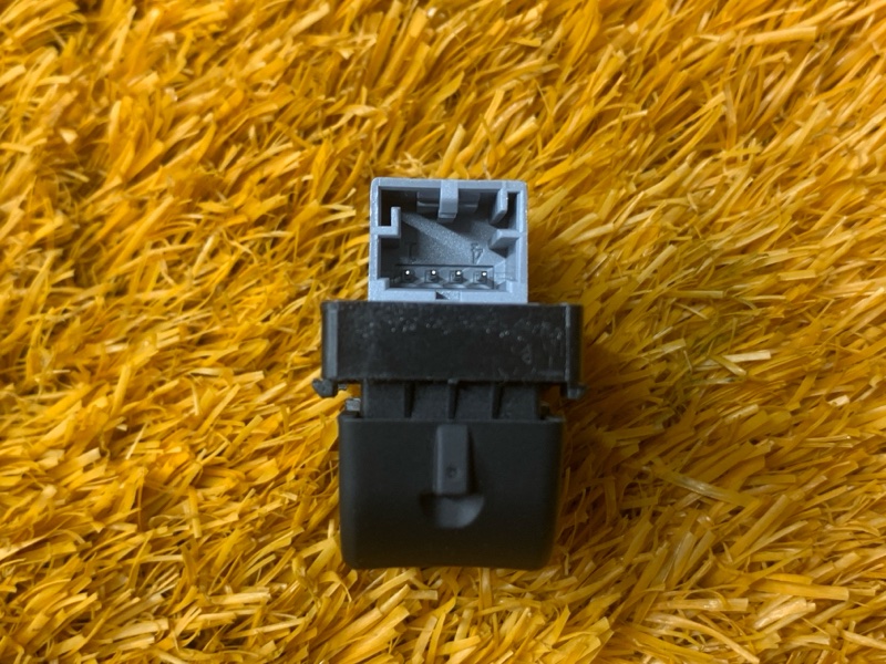 кнопка стеклоподъемника, 300 рублей, Красноярск