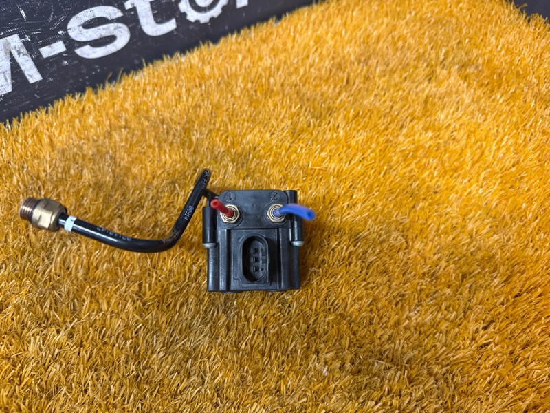 Блок клапанов пневмоподвески, 6810 рублей, Красноярск