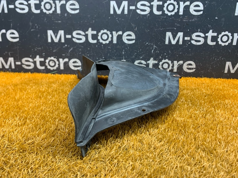 подкрылок, 1300 рублей, Красноярск