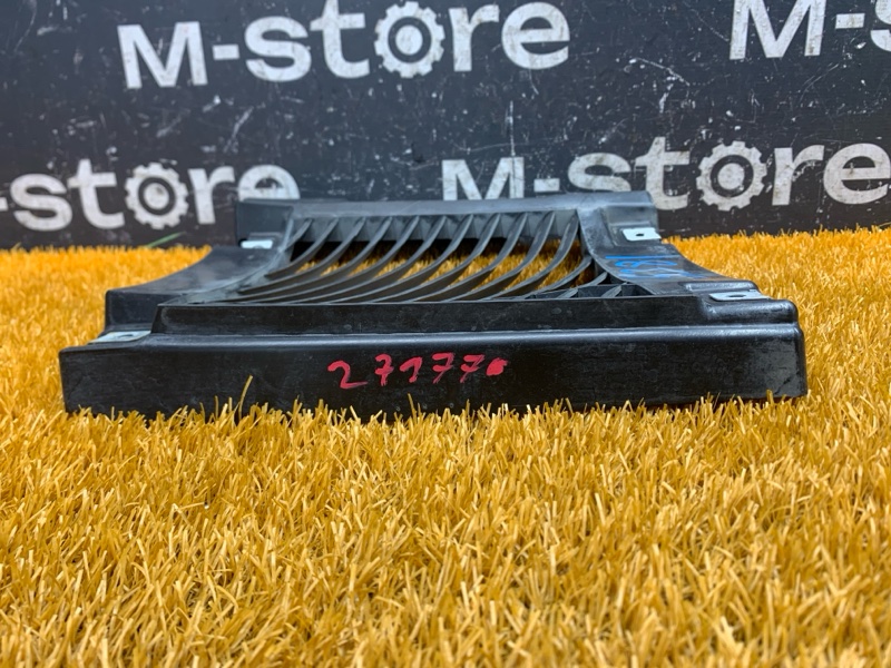 подкрылок, 2000 рублей, Красноярск