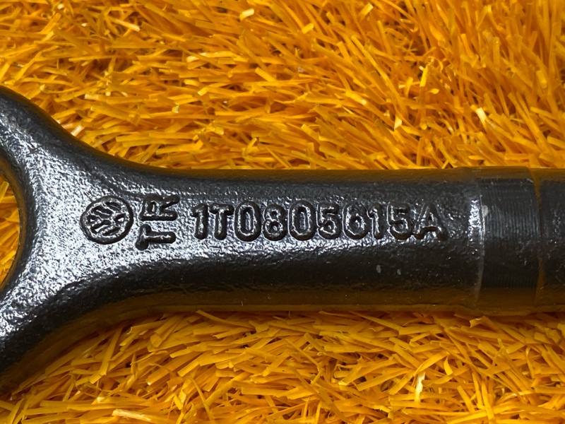 Крюк буксировочный, 1300 рублей, Красноярск