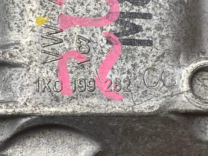 подушка двигателя, 3000 рублей, Красноярск