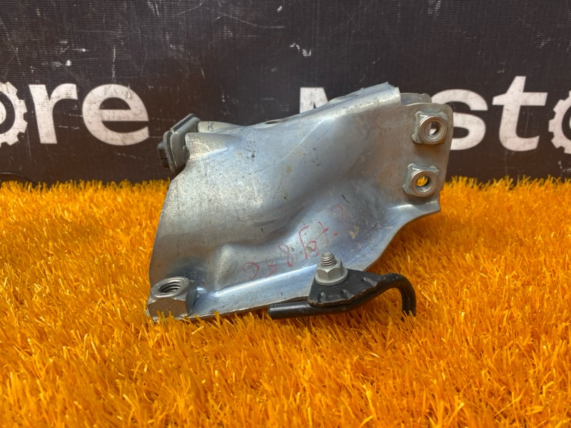 Кронштейн двигателя, 600 рублей, Красноярск