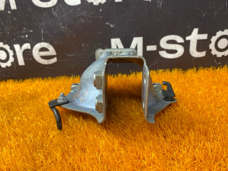 Кронштейн двигателя, 600 рублей, Красноярск