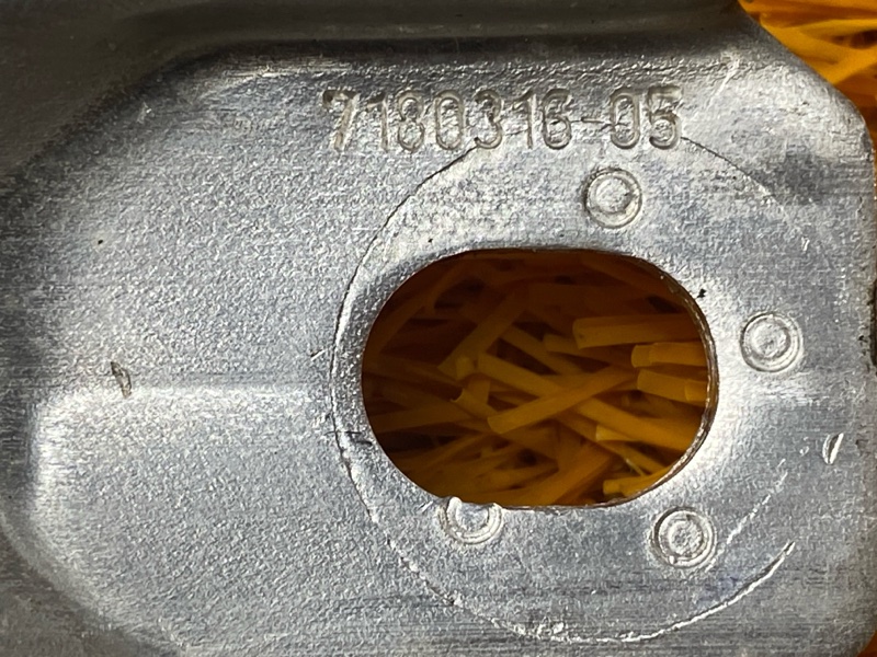 Распорка кузова, 500 рублей, Красноярск