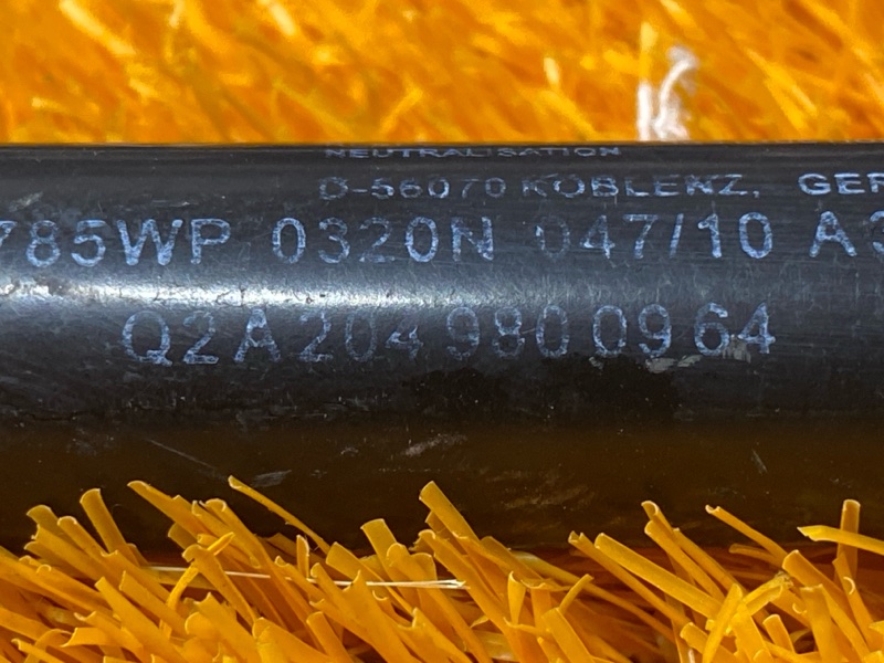 амортизатор капота, 1000 рублей, Красноярск