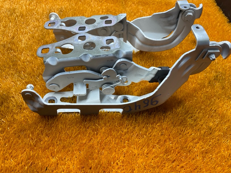 петля капота, 5000 рублей, Красноярск