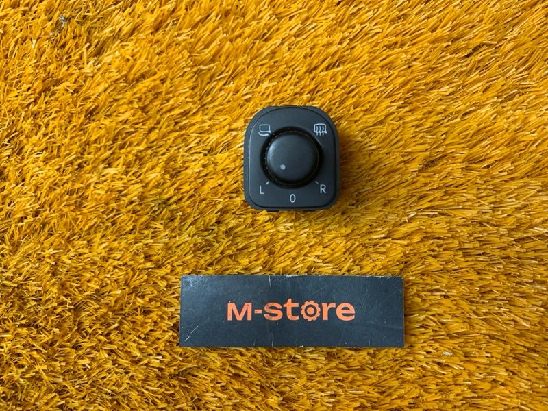 Кнопка регулировки зеркал, 500 рублей, Красноярск