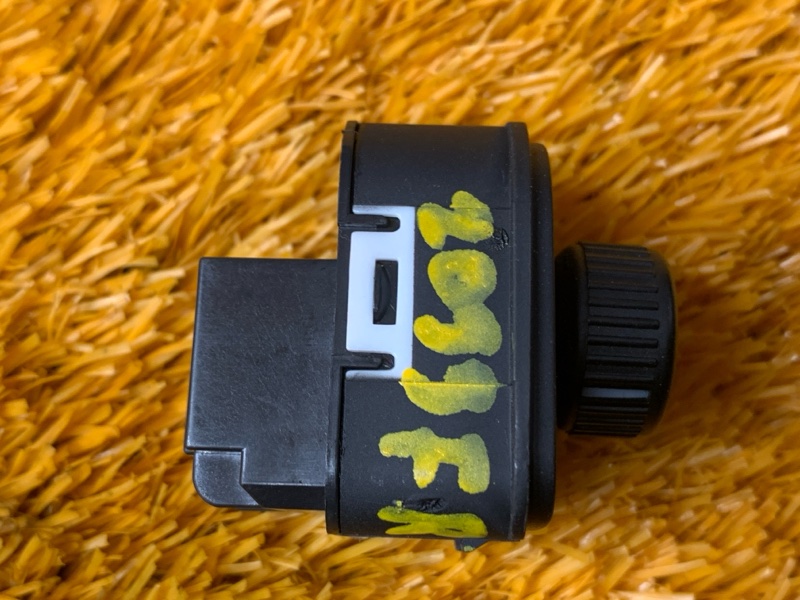 Кнопка регулировки зеркал, 500 рублей, Красноярск