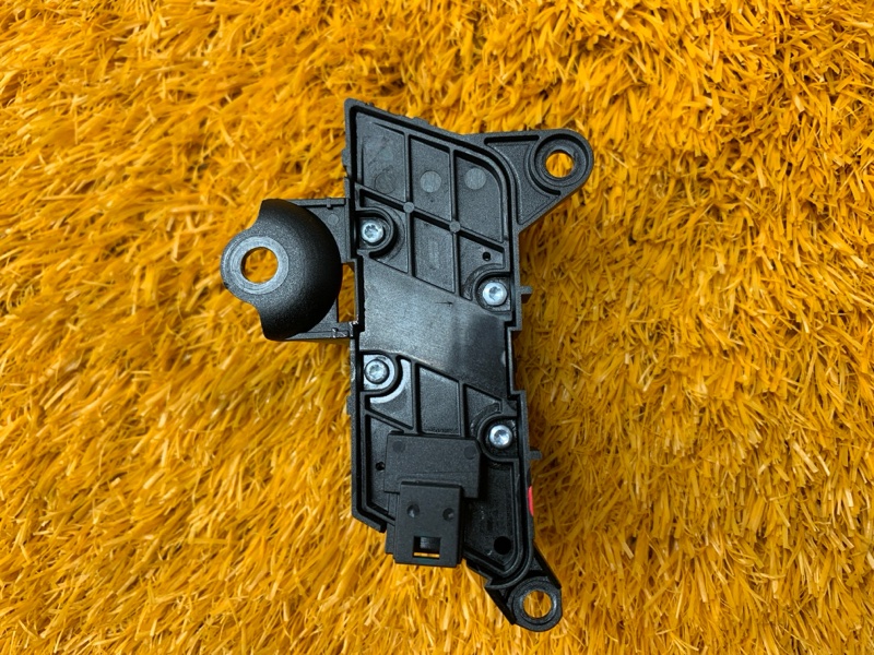 Кнопка центрального замка, 500 рублей, Красноярск