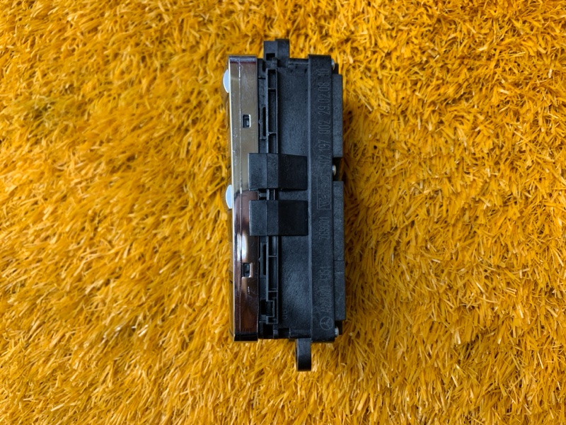 Блок управления стеклоподъемниками, 1000 рублей, Красноярск