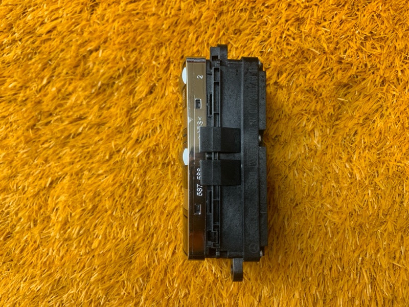 Блок управления стеклоподъемниками, 1000 рублей, Красноярск