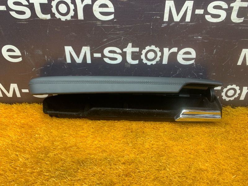 Подлокотник двери, 1000 рублей, Красноярск