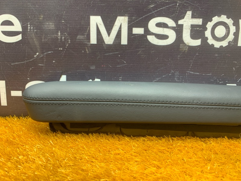 Подлокотник двери, 1000 рублей, Красноярск