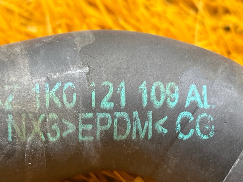 Патрубок системы охлаждения, 300 рублей, Красноярск