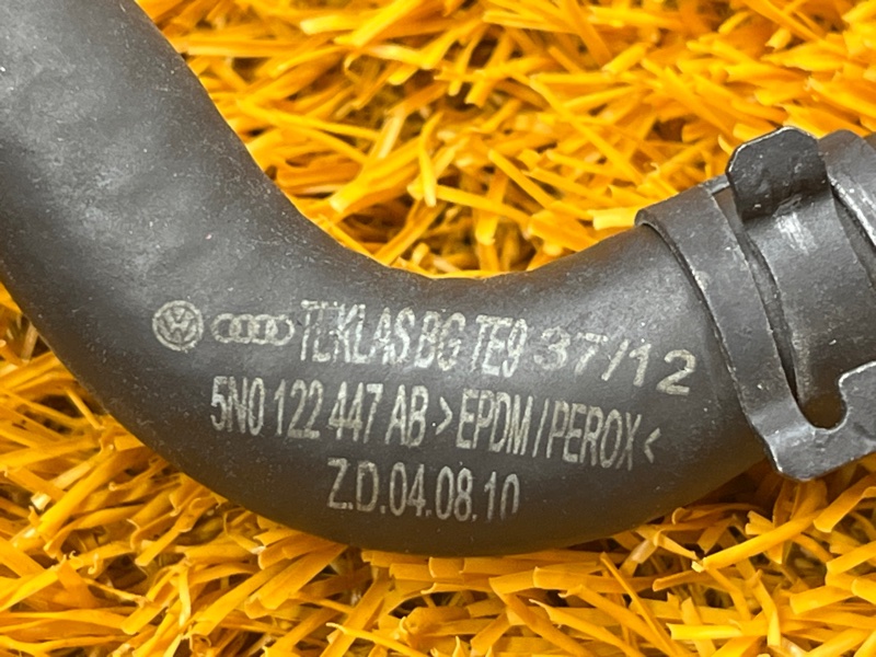 Патрубок системы охлаждения, 1500 рублей, Красноярск