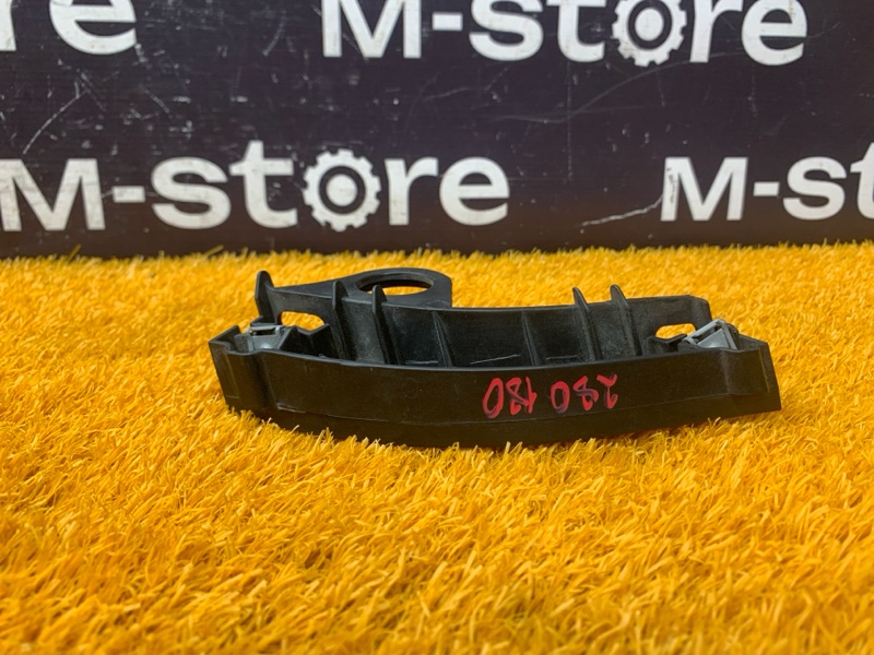 крепление бампера, 800 рублей, Красноярск