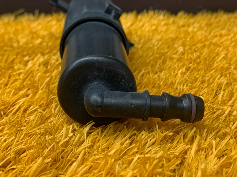 Форсунка омывателя фары, 2000 рублей, Красноярск